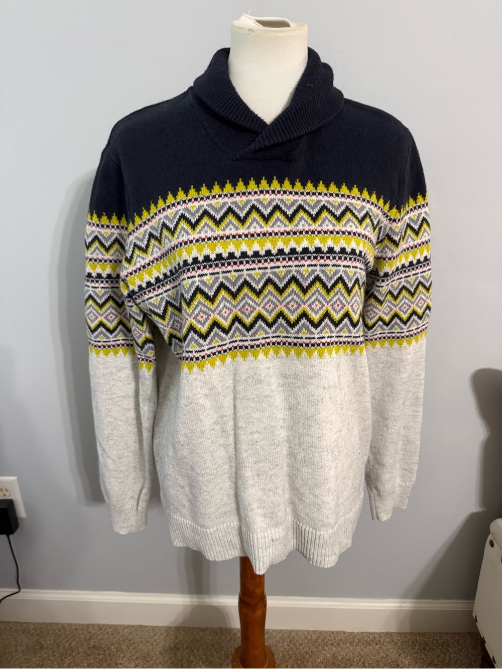 Old Navy Men's Turtleneck Fair Isle Sweater in Navy, Light Gray and Yellow